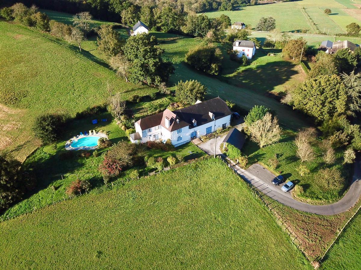 Chambres D'Hotes Biscayburu Sauguis-Saint-Étienne Rom bilde